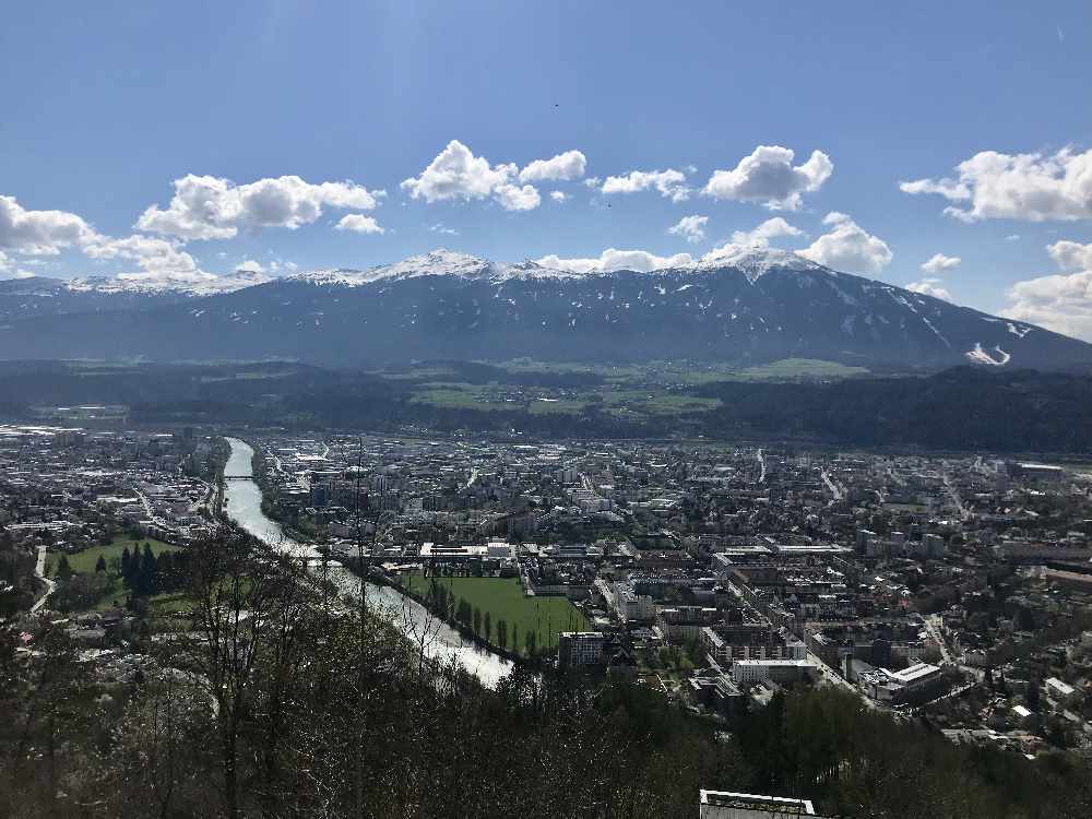 Top Aussichtspunkt Innsbruck - mit der Bahn kommst du mühelos hinauf