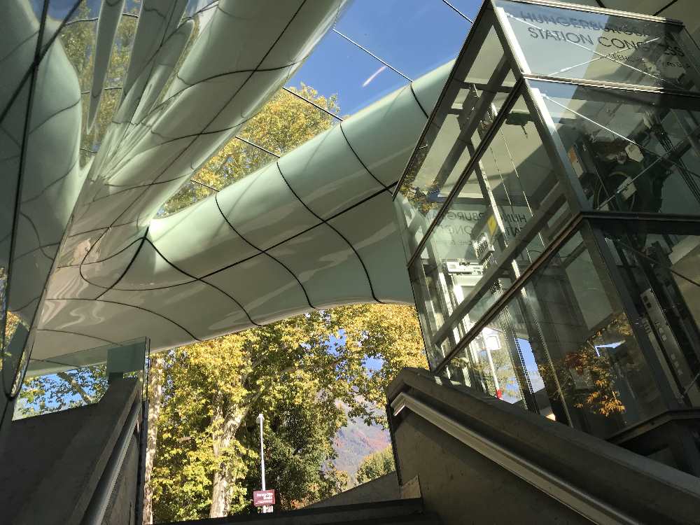 Nordkettenbahn - die moderne Station der Hungerburgbahn, Congress Innsbruck