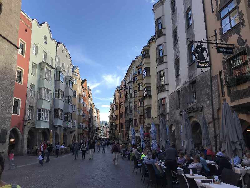 Durch die Altstadt Innsbruck spazieren - der Klassiker