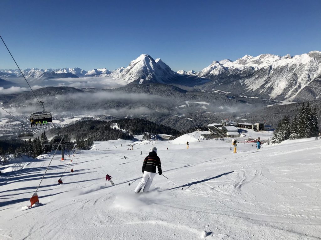 Skigebiete Innsbruck - breite Pisten viel Ausblick auf der Rosshütte in Seefeld