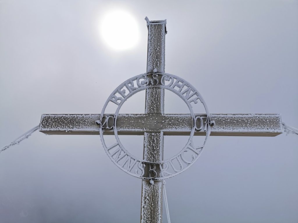 Mein Ziel ist das Kreuz auf der Hafelekarspitze