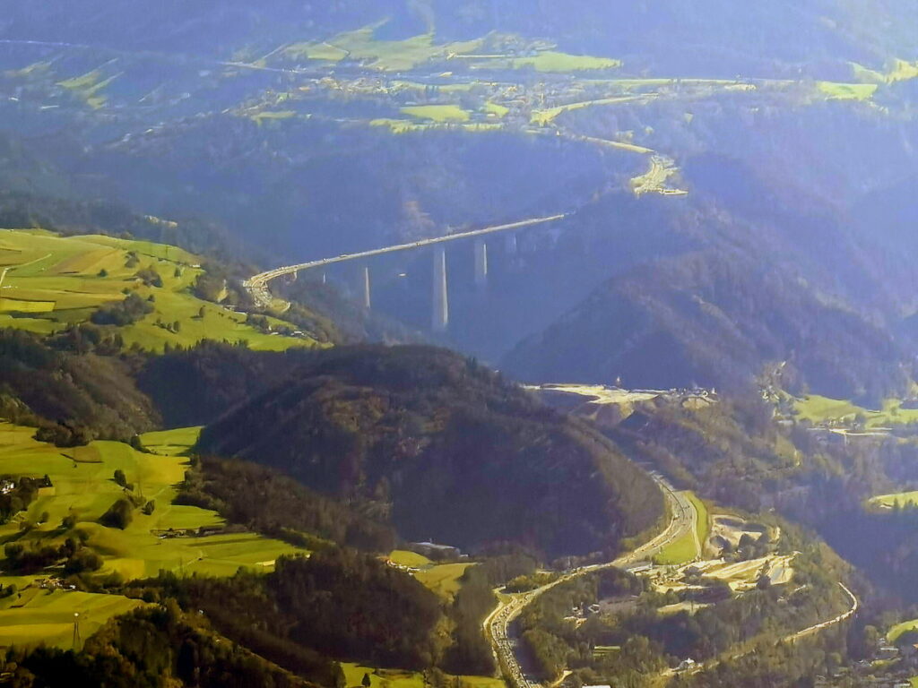 820 Meter lang und bis zu 190 über der Sillschlucht: Die Europabrücke Innsbruck