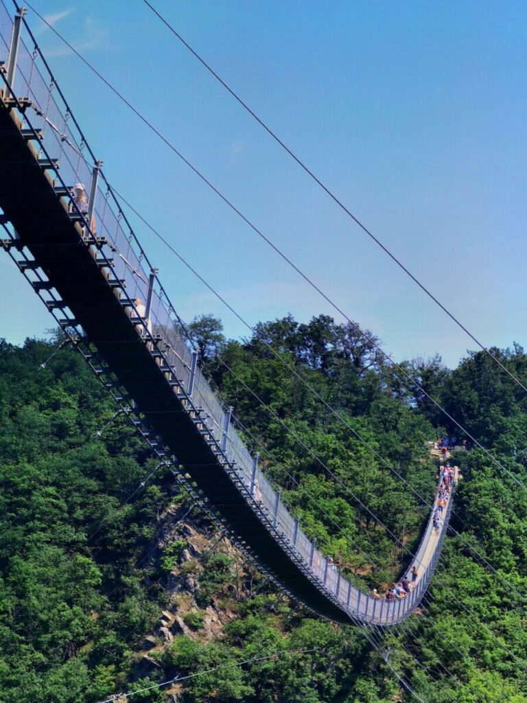 außergewöhnliche Reiseziele Deutschland - die Geierlaybrücke galt als die längste Hängebrücke in Deutschland