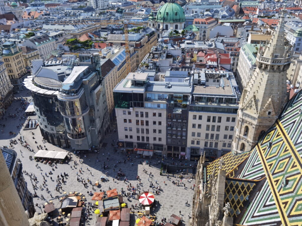 Größte Städte Österreich mit faszinierendem Blick: Vom Stephansdom auf Wien schauen